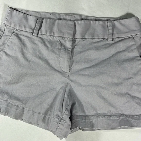 LOFT womens grey The Riveria Short flat front 3.5" inseam shorts - size 8 - Picture 1 of 10